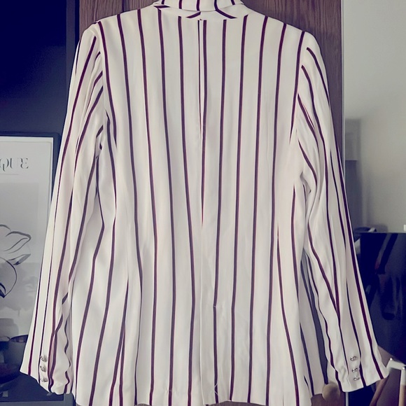 Forever 21 Contemporary White & Navy Blue Striped Double- Breasted Casual Blazer - Picture 9 of 13